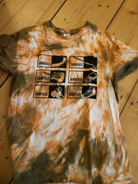 SABOTAGE TIE-DYED SHIRT