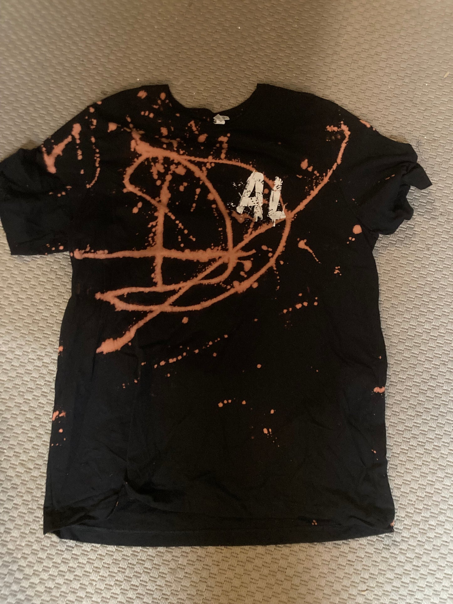 AUSTIN LUCAS ALIVE BLEACHED SHIRT